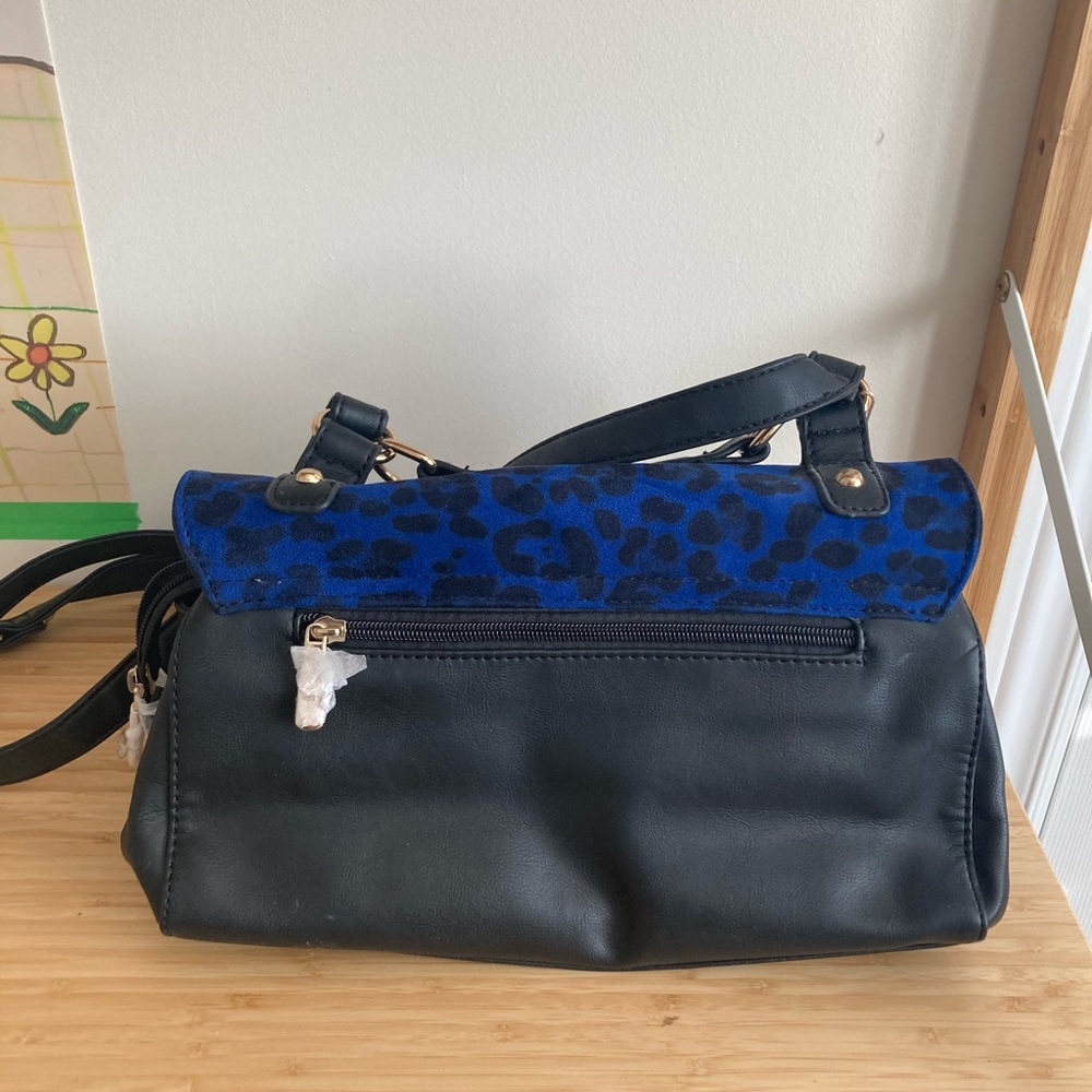 Blue Leopard Print Purse - Picture 2 of 7